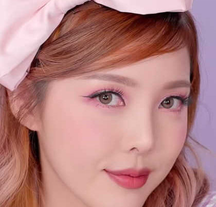 วิธีแแต่งหน้าคอสเพลย์ Daisy Duck