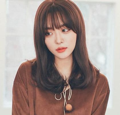 ทรงผมประบ่าม้วนแบบสาวเกาหลี
