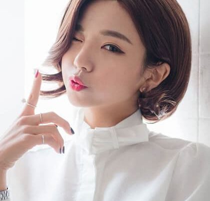 ทรงผมสั้นทำงานแบบสาวเกาหลีสวยและดูมั่นมากคะ
