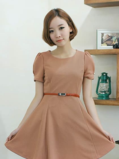 ทรงผมสั้นดัดปลายวอลลุ่ม